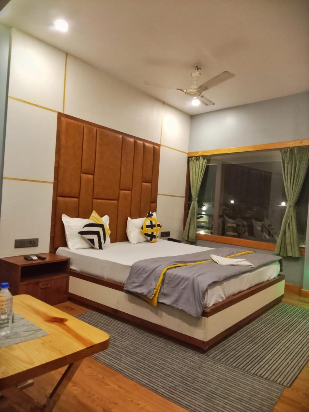 The Promise Hotel And Resort Tajpur Exterior photo