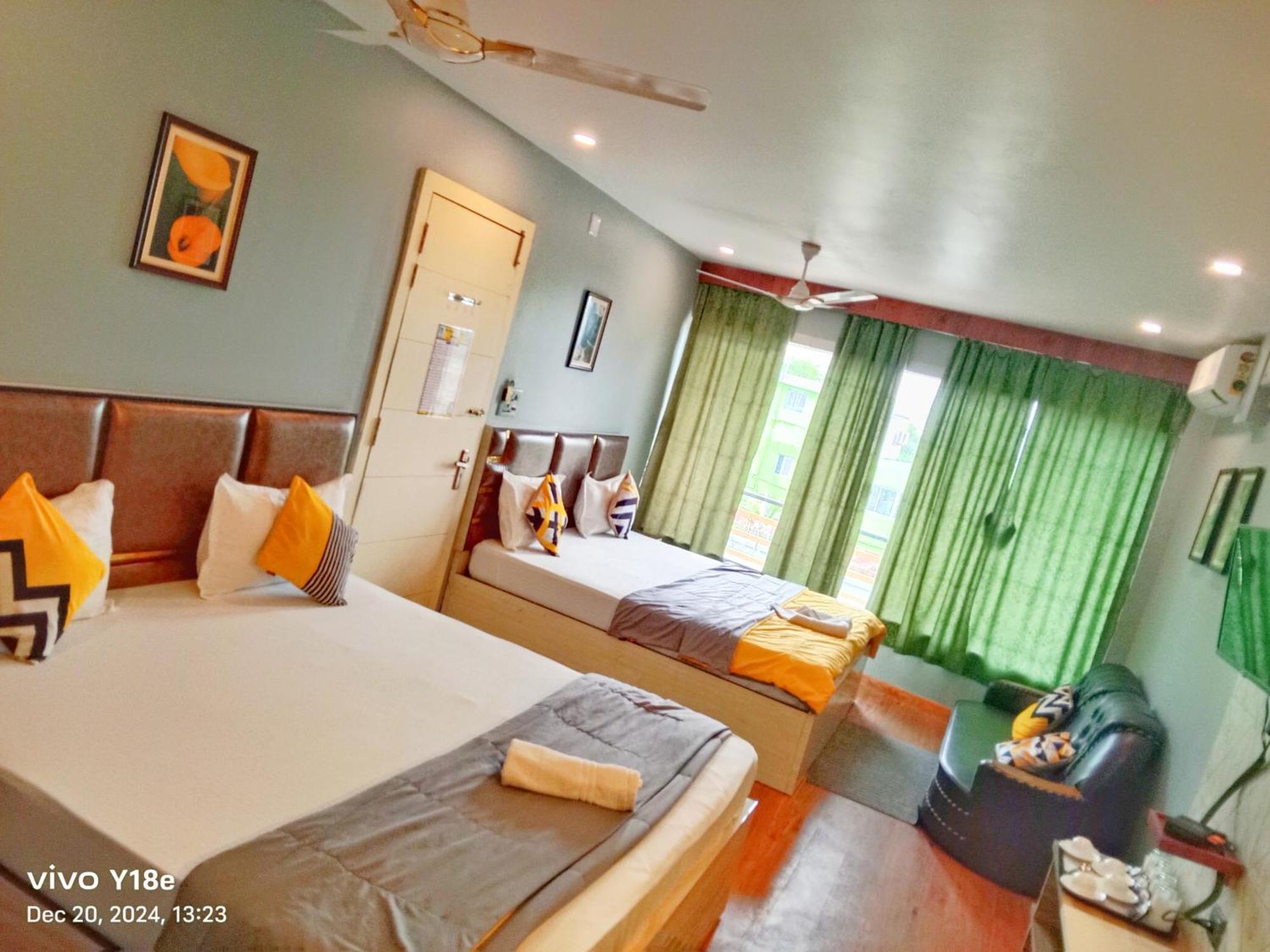 The Promise Hotel And Resort Tajpur Room photo